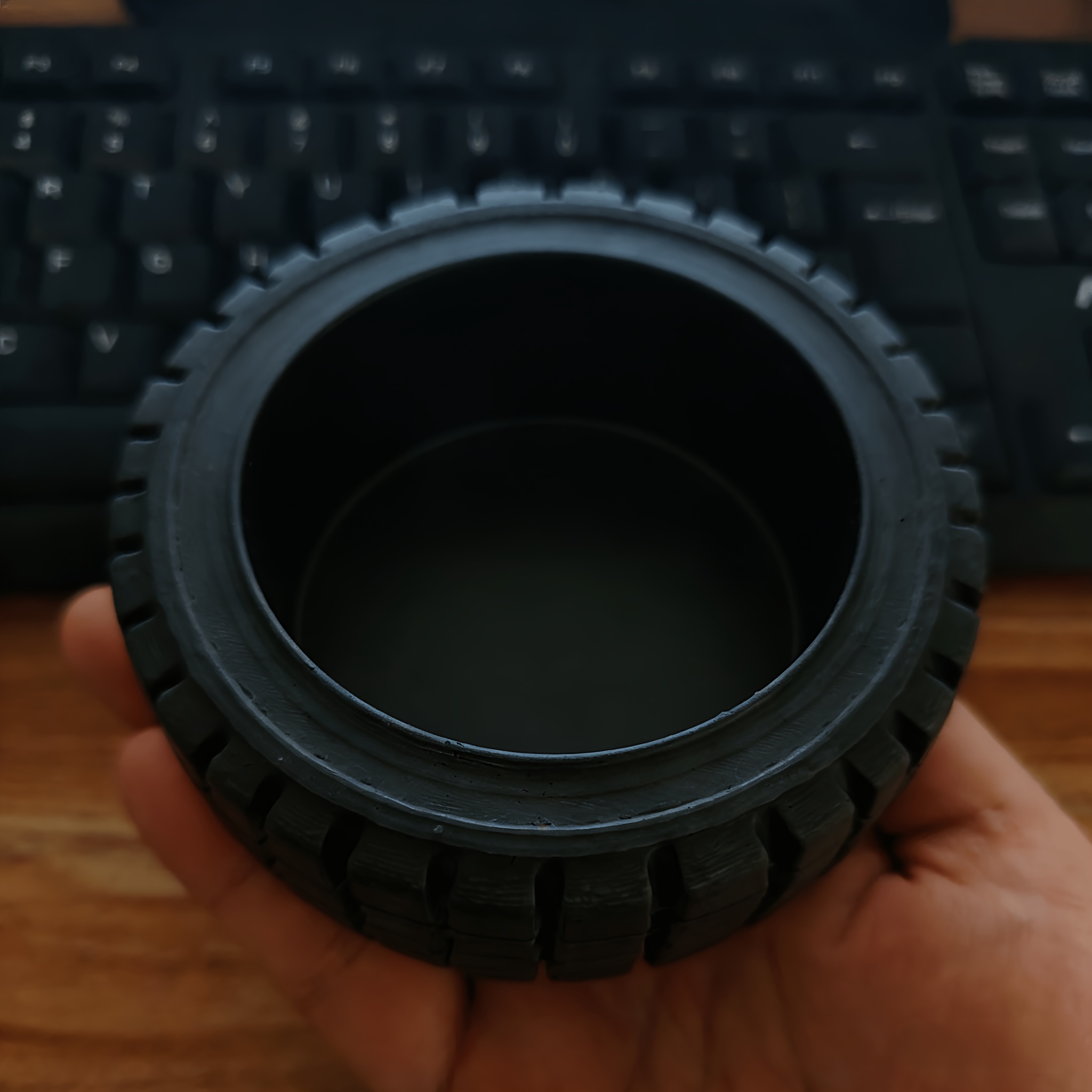 3D-Gedrucktes Miniatur-Reifen- – Enclosure 3D Printing Bewertung und Preis